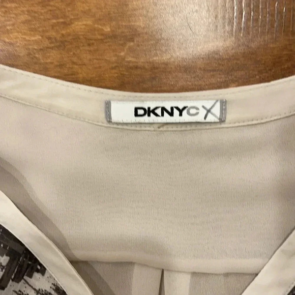 Women’s DKNYC blouse‎ Small - Picture 2 of 3